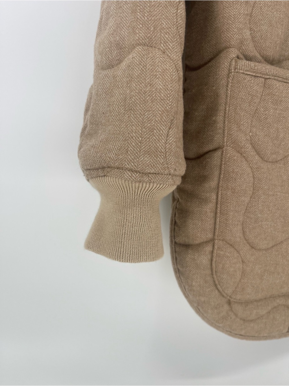 Madewell Quilted Bomber Jacket in Camel - Picture 6 of 15